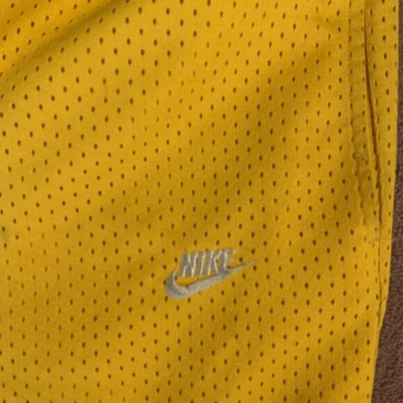 Y2k Nike Shorts Yellow - Picture 4 of 5